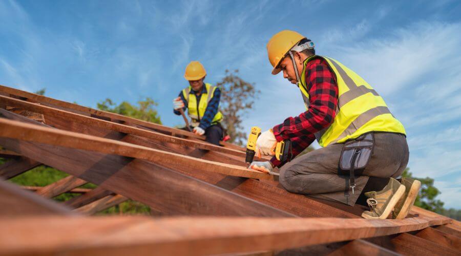 Professional Flat Roofing Installation services in Eaton Rapids, MI